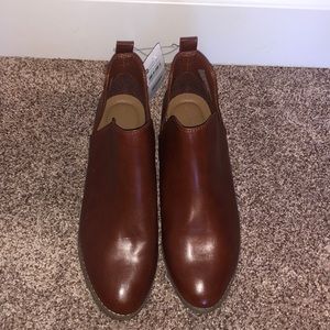 Universal Thread Brown Booties